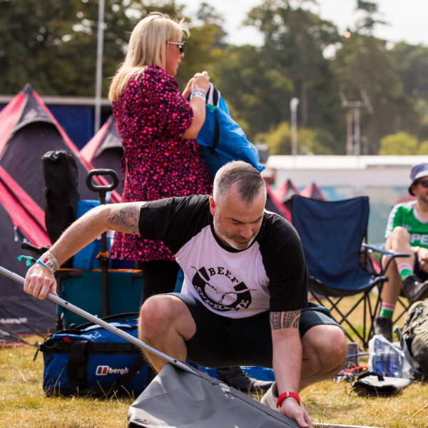 Tent pitching