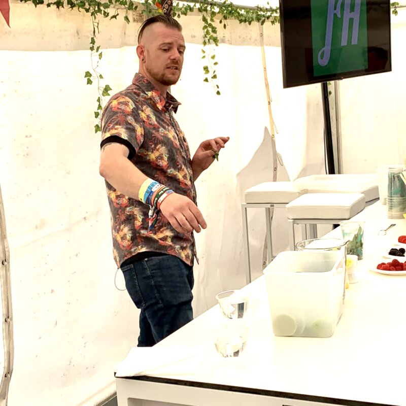 Mastering Mojitos, with Bacardi